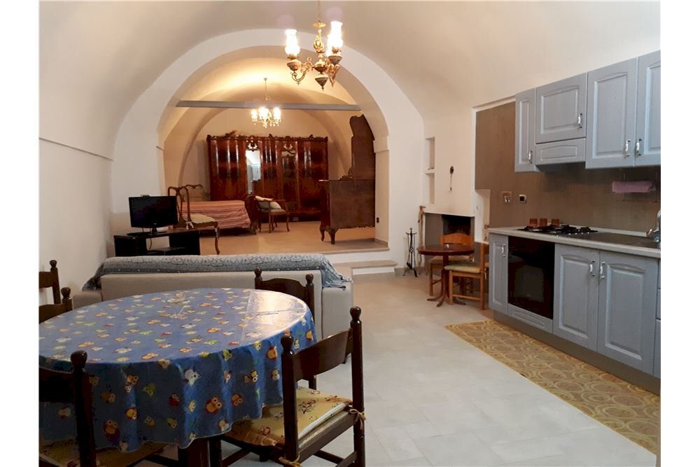 Sala da pranzo - Casa indipendente Via Processionale
 
21, Monte Sant'Angelo - foto 3