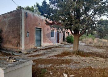 Casa all\'aperto - Terreno agricolo Via Contrada Gravaglione
 
SNC, Mattinata - foto 8