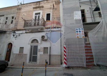 Edificio all\'aperto - Appartamento Via Silvio Pellico
 
9, Mattinata - foto 1