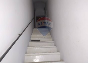 Scale - Appartamento Via Silvio Pellico
 
9, Mattinata - foto 3