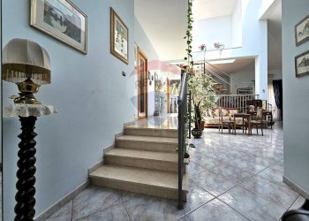 Scale - Villa Contrada Bastìa - F878+7J3, Lucera - foto 10