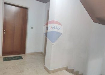 Hall / corridoio - Appartamento Parco Sicilia
 
6, Manfredonia - foto 40