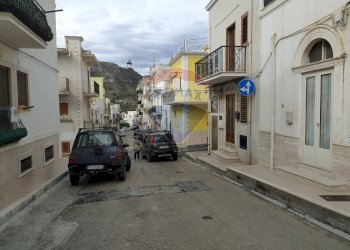 Edificio all\'aperto - One-room apartment Via Delegazione Municipale
 
111, Mattinata - photo 2