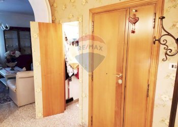 Hall / corridoio - Quadrilocale Via Giuseppe Verdi
 
89, Monte Sant'Angelo - foto 8