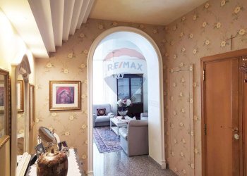 Hall / corridoio - Quadrilocale Via Giuseppe Verdi
 
89, Monte Sant'Angelo - foto 11