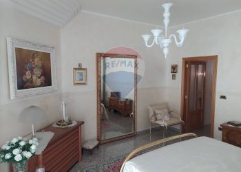 Camera / camera da letto - Quadrilocale Via Giuseppe Verdi
 
89, Monte Sant'Angelo - foto 33