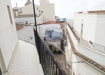 Balcone - Quadrilocale Via Giuseppe Verdi
 
89, Monte Sant'Angelo - foto 12