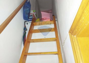 Scale - Quadrilocale Via Giuseppe Verdi
 
89, Monte Sant'Angelo - foto 17