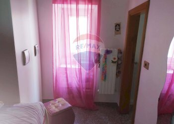 Camera / camera da letto - Quadrilocale Via Giuseppe Verdi
 
89, Monte Sant'Angelo - foto 24