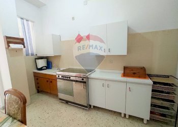 Cucina - Trilocale Via Cesare Battisti
 
64, Mattinata - foto 9