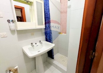 Bagno - Trilocale Via Cesare Battisti
 
64, Mattinata - foto 15