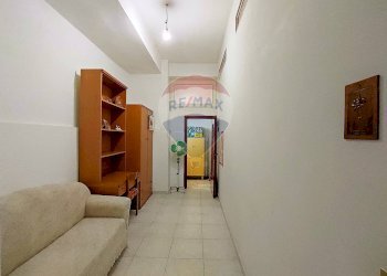 Soggiorno - Trilocale Via Cesare Battisti
 
64, Mattinata - foto 22