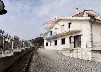 Casa all\'aperto - Hotel Contrada Patariello
 
SNC, San Giovanni Rotondo - foto 1