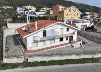 Casa all\'aperto - Hotel Contrada Patariello
 
SNC, San Giovanni Rotondo - foto 6