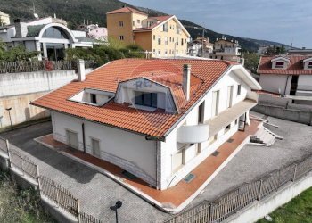 Casa all\'aperto - Hotel Contrada Patariello
 
SNC, San Giovanni Rotondo - foto 10