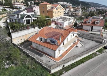 Edificio all\'aperto - Hotel Contrada Patariello
 
SNC, San Giovanni Rotondo - foto 11