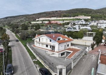 Casa all\'aperto - Hotel Contrada Patariello
 
SNC, San Giovanni Rotondo - foto 19