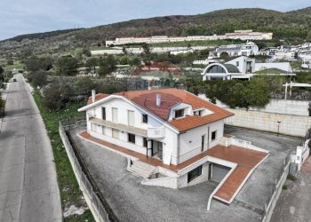 Casa all\'aperto - Hotel Contrada Patariello
 
SNC, San Giovanni Rotondo - foto 20