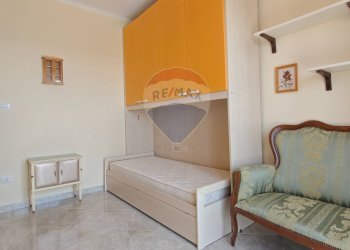 Camera / camera da letto - Quadrilocale Via Iapigia
 
10, Manfredonia - foto 11