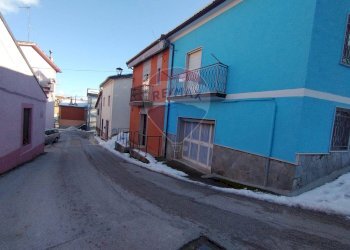 Edificio all\'aperto - Casa indipendente Via De Girolamo
 
1, Faeto - foto 8