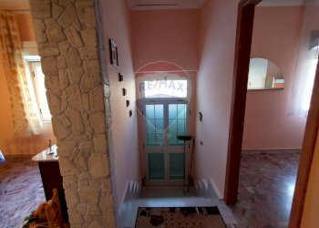 Hall / corridoio - Casa indipendente Via De Girolamo
 
1, Faeto - foto 17