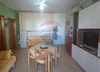 Sala da pranzo - Bilocale Corso del Sole - Scalo dei Saraceni
 
R10, Manfredonia - foto 11