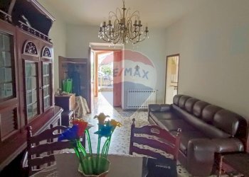 Sala da pranzo - Independent house Via Roma
 
65, Castelluccio dei Sauri - photo 10