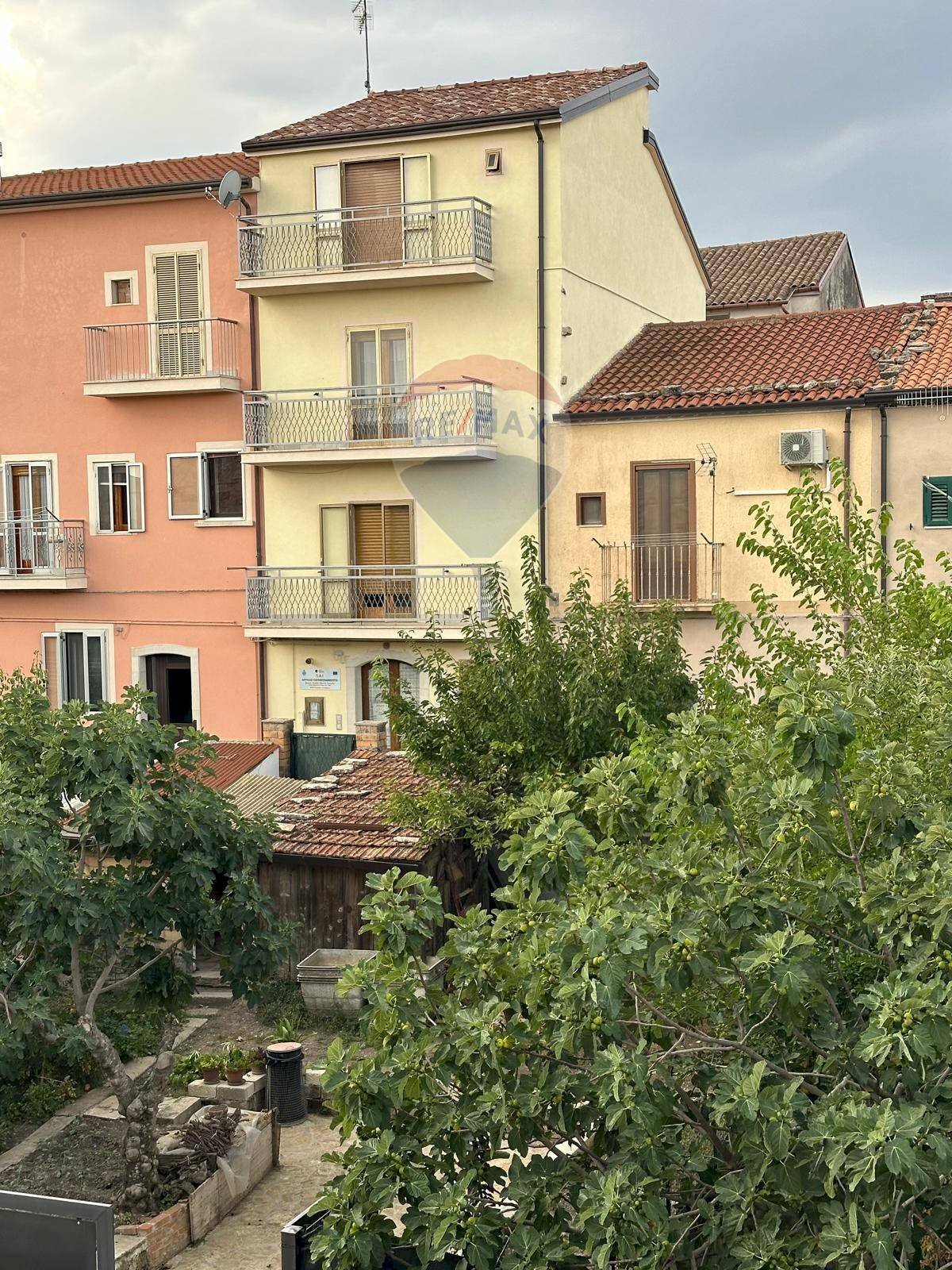 Edificio all\'aperto - Independent house Vicolo II Rione Paglia
5, Monteleone di Puglia - photo 2