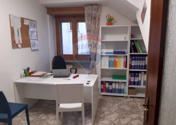 Ufficio - Casa indipendente Vicolo II Rione Paglia
 
5, Monteleone di Puglia - foto 13