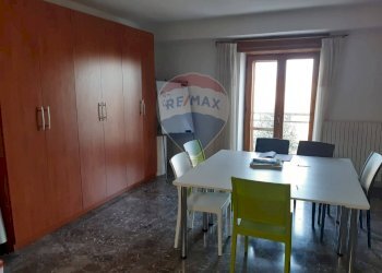 Sala da pranzo - Casa indipendente Vicolo II Rione Paglia
 
5, Monteleone di Puglia - foto 15