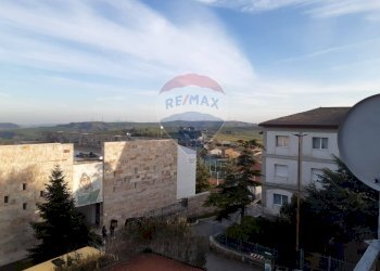 Edificio all\'aperto - Casa indipendente Vicolo II Rione Paglia
 
5, Monteleone di Puglia - foto 23