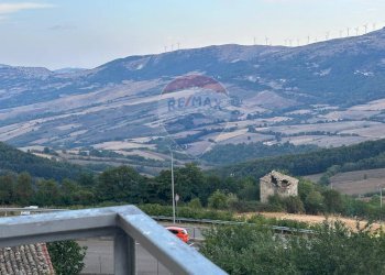 Vista delle montagne - Casa indipendente Vicolo II Rione Paglia
 
5, Monteleone di Puglia - foto 35
