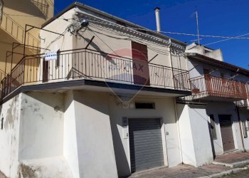 Casa all\'aperto - Casa indipendente Via Sotto Forno
 
50, Rocchetta Sant'Antonio - foto 20