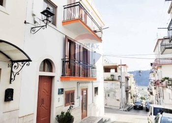 Edificio all\'aperto - Bilocale Via Esterna
 
14, Mattinata - foto 4