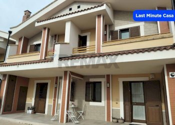 Casa all\'aperto - Villa a Schiera S.S.  57, Manfredonia - foto 1