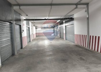 Parcheggio - Box Via Antonio Valente
 
22, Manfredonia - foto 7