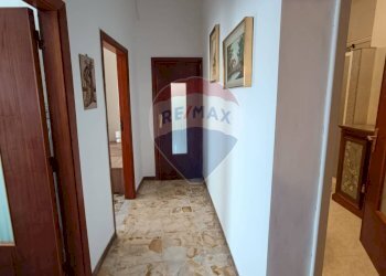 Hall / corridoio - Quadrilocale Corso Vittorio Emanuele III
 
128, Monte Sant'Angelo - foto 9