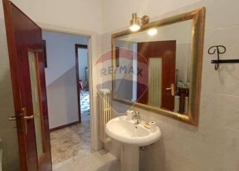 Bagno - Quadrilocale Corso Vittorio Emanuele III
 
128, Monte Sant'Angelo - foto 12
