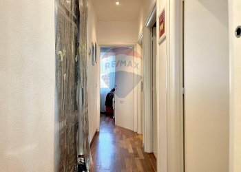 Hall / corridoio - Quadrilocale Piombino - foto 14