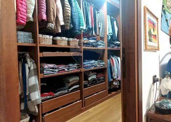 Cabina armadio - Villa Piombino - foto 16