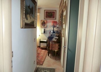 Hall / corridoio - Quadrilocale Follonica - foto 13