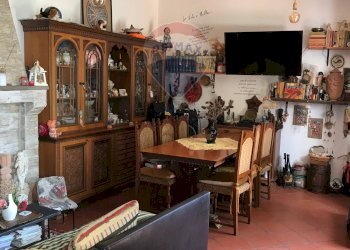 Sala da pranzo - Casa semi indipendente Rosignano Marittimo - foto 8