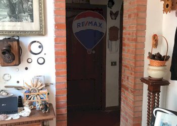 Hall / corridoio - Casa semi indipendente Rosignano Marittimo - foto 11