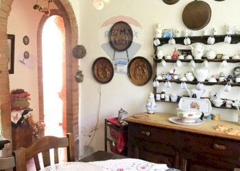 Sala da pranzo - Casa semi indipendente Rosignano Marittimo - foto 16