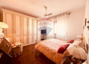 Camera / camera da letto - Apartment Cecina - photo 10