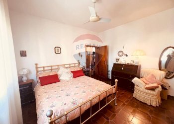 Camera / camera da letto - Apartment Cecina - photo 12