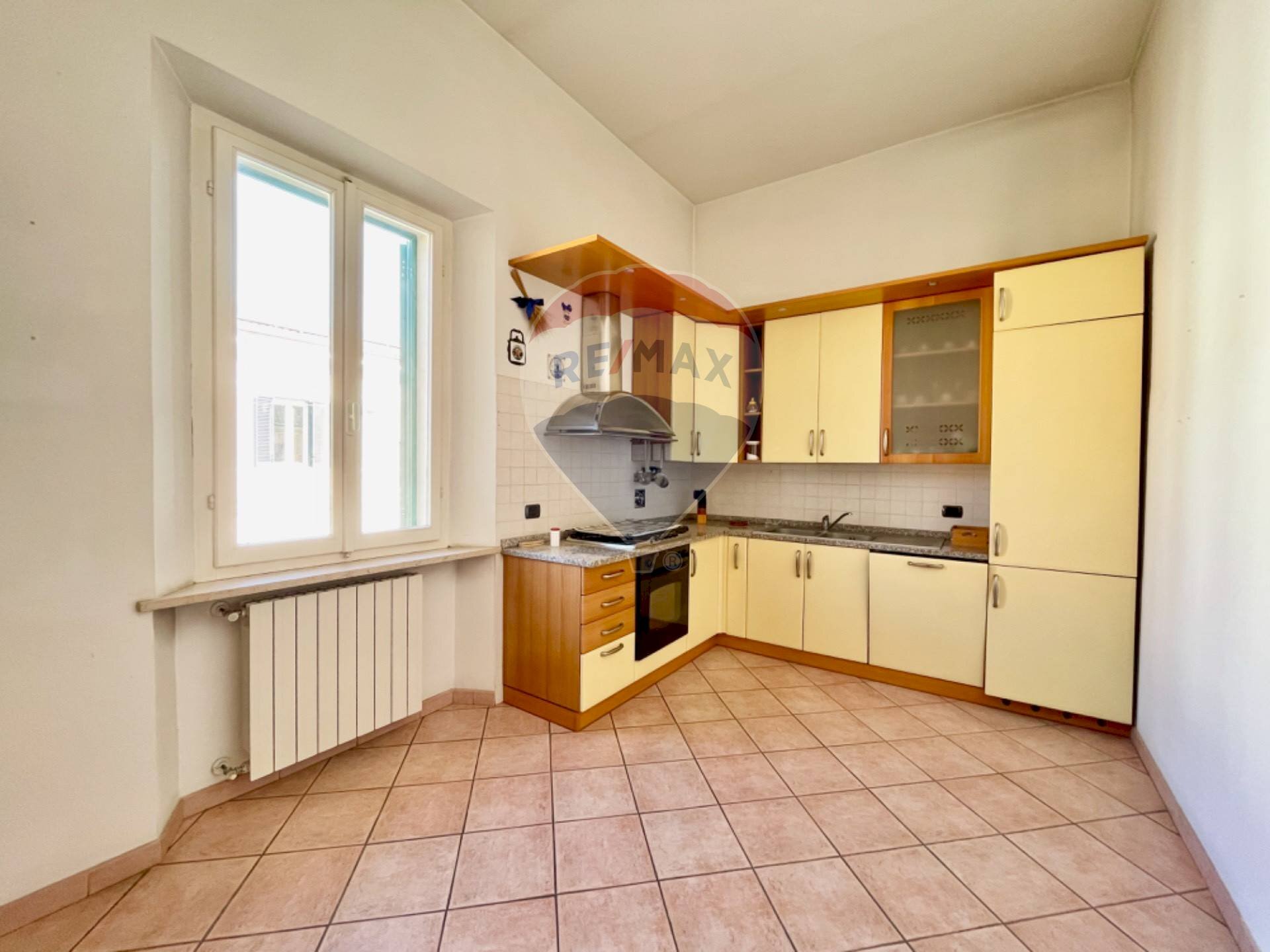 Cucina - Appartamento via Dante Allighieri
 
8-10, Cecina - foto 1