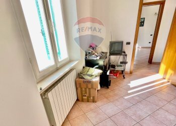 Camera matrimoniale 01 - Apartment via Dante Allighieri
8-10, Cecina - photo 11