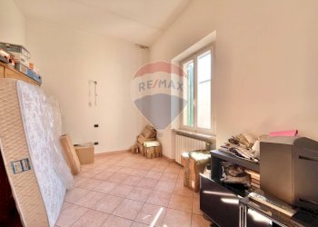Camera matrimoniale 01 - Apartment via Dante Allighieri
8-10, Cecina - photo 12