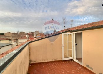 Mansarda balcone - Apartment via Dante Allighieri
8-10, Cecina - photo 41